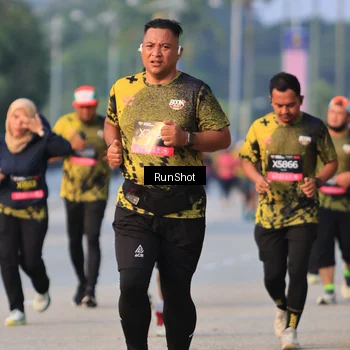 Runner Photo 6992753
