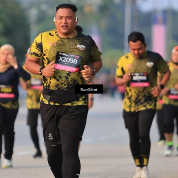 Runner Photo 6992756