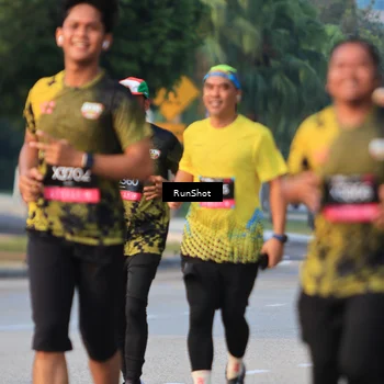 Runner Photo 6992760