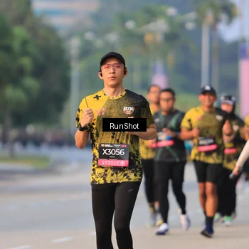Runner Photo 6992811