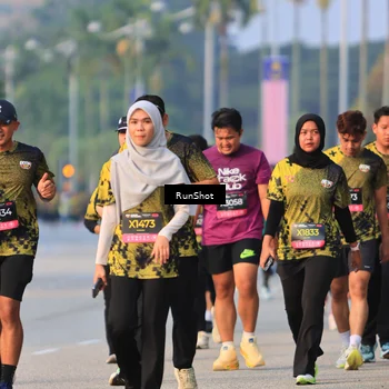 Runner Photo 6992845