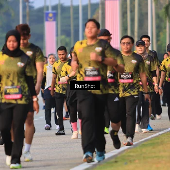 Runner Photo 6992865