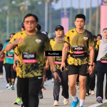 Runner Photo 6992907