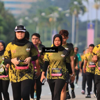Runner Photo 6992914
