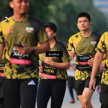 Runner Photo 6992925