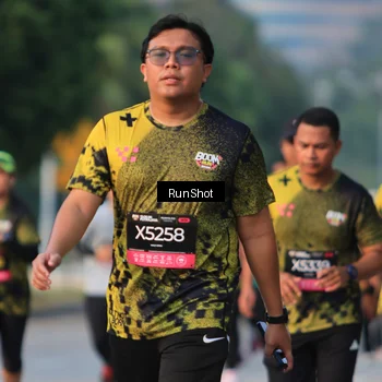 Runner Photo 6992935