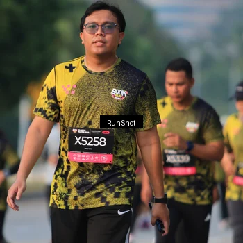 Runner Photo 6992937