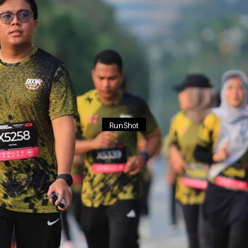 Runner Photo 6992939