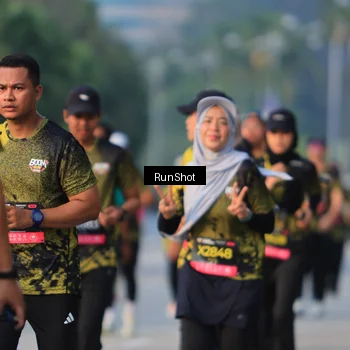 Runner Photo 6992942