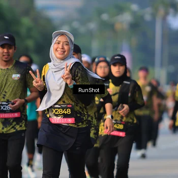 Runner Photo 6992946