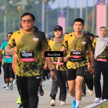Runner Photo 6992947