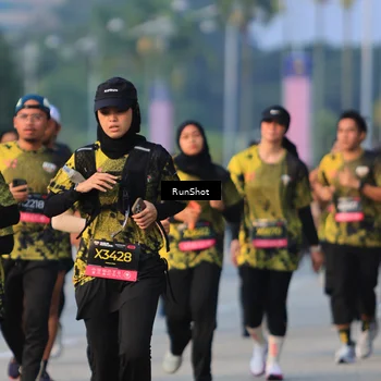 Runner Photo 6992955