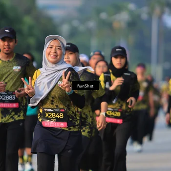 Runner Photo 6992981