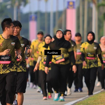 Runner Photo 6992999