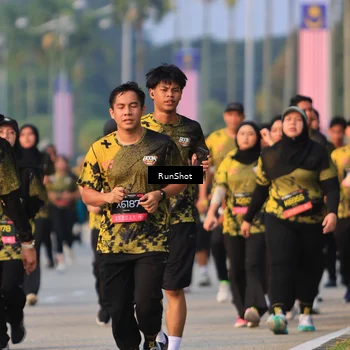 Runner Photo 6993001