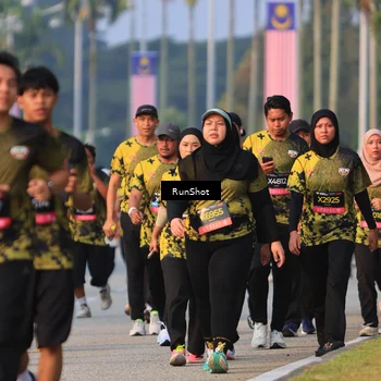 Runner Photo 6993005