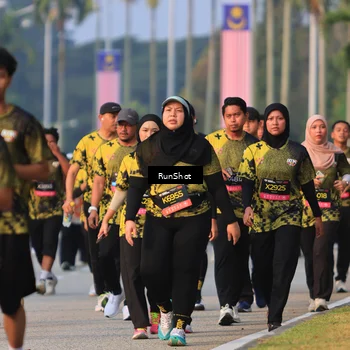 Runner Photo 6993008