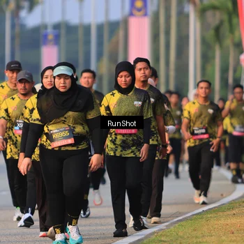 Runner Photo 6993021