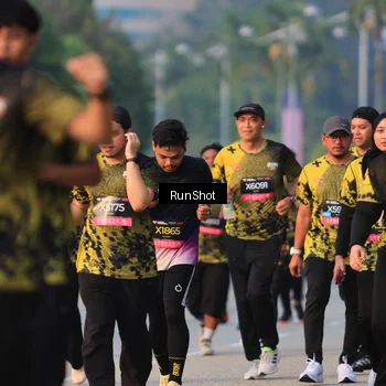 Runner Photo 6993028