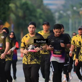 Runner Photo 6993041