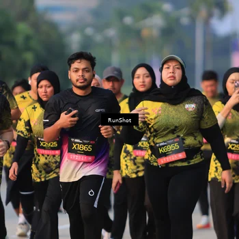 Runner Photo 6993051