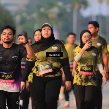 Runner Photo 6993058