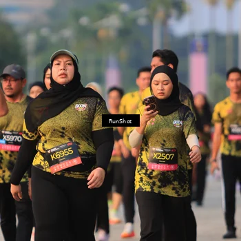 Runner Photo 6993060
