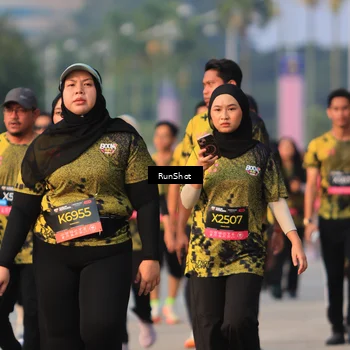 Runner Photo 6993063