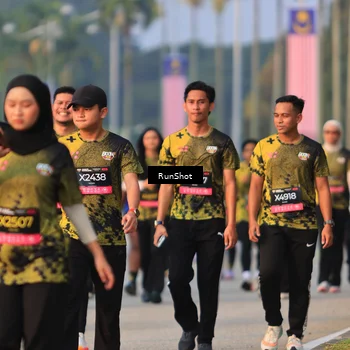 Runner Photo 6993076
