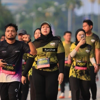 Runner Photo 6993081