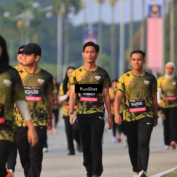 Runner Photo 6993083
