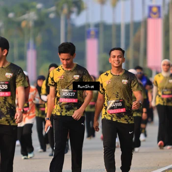 Runner Photo 6993098