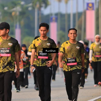 Runner Photo 6993128