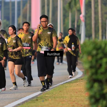 Runner Photo 6993135