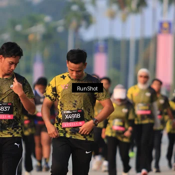Runner Photo 6993138