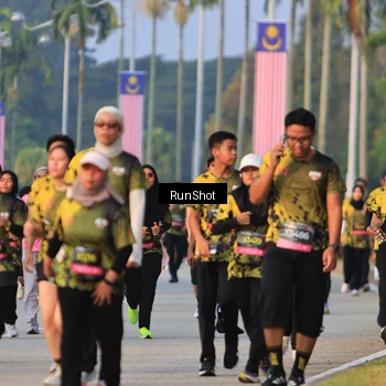 Runner Photo 6993140