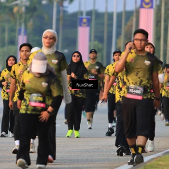 Runner Photo 6993148
