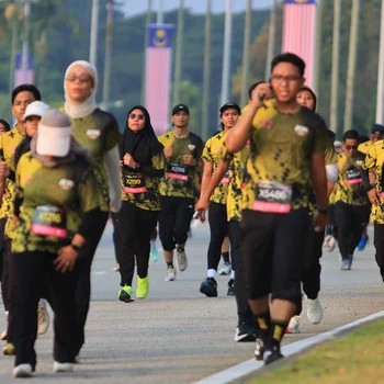 Runner Photo 6993150