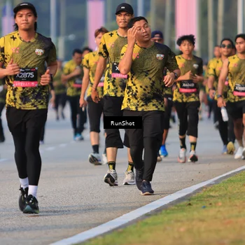 Runner Photo 6993191