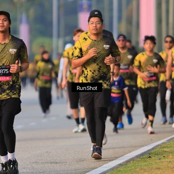 Runner Photo 6993195