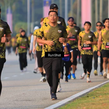 Runner Photo 6993196