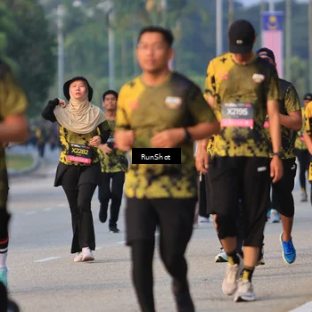 Runner Photo 6993215