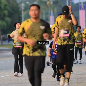 Runner Photo 6993220