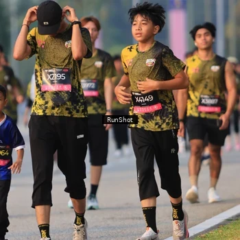 Runner Photo 6993236