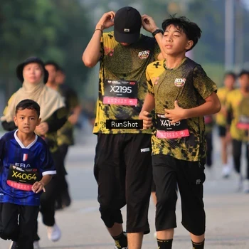 Runner Photo 6993243