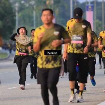 Runner Photo 6993247