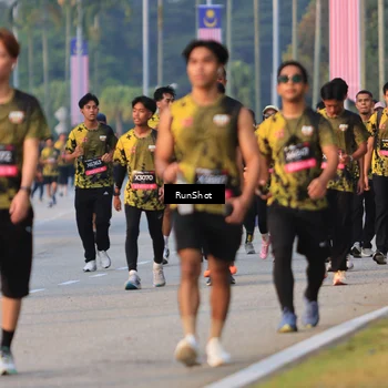 Runner Photo 6993250