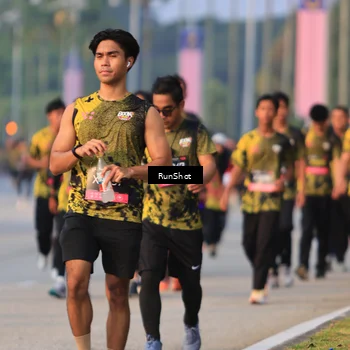 Runner Photo 6993288