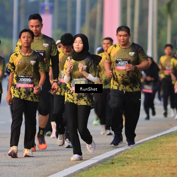 Runner Photo 6993332