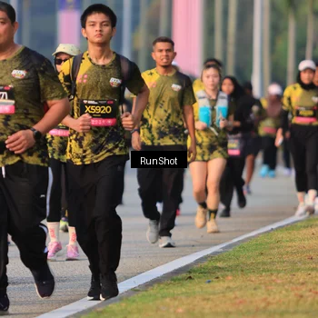 Runner Photo 6993354